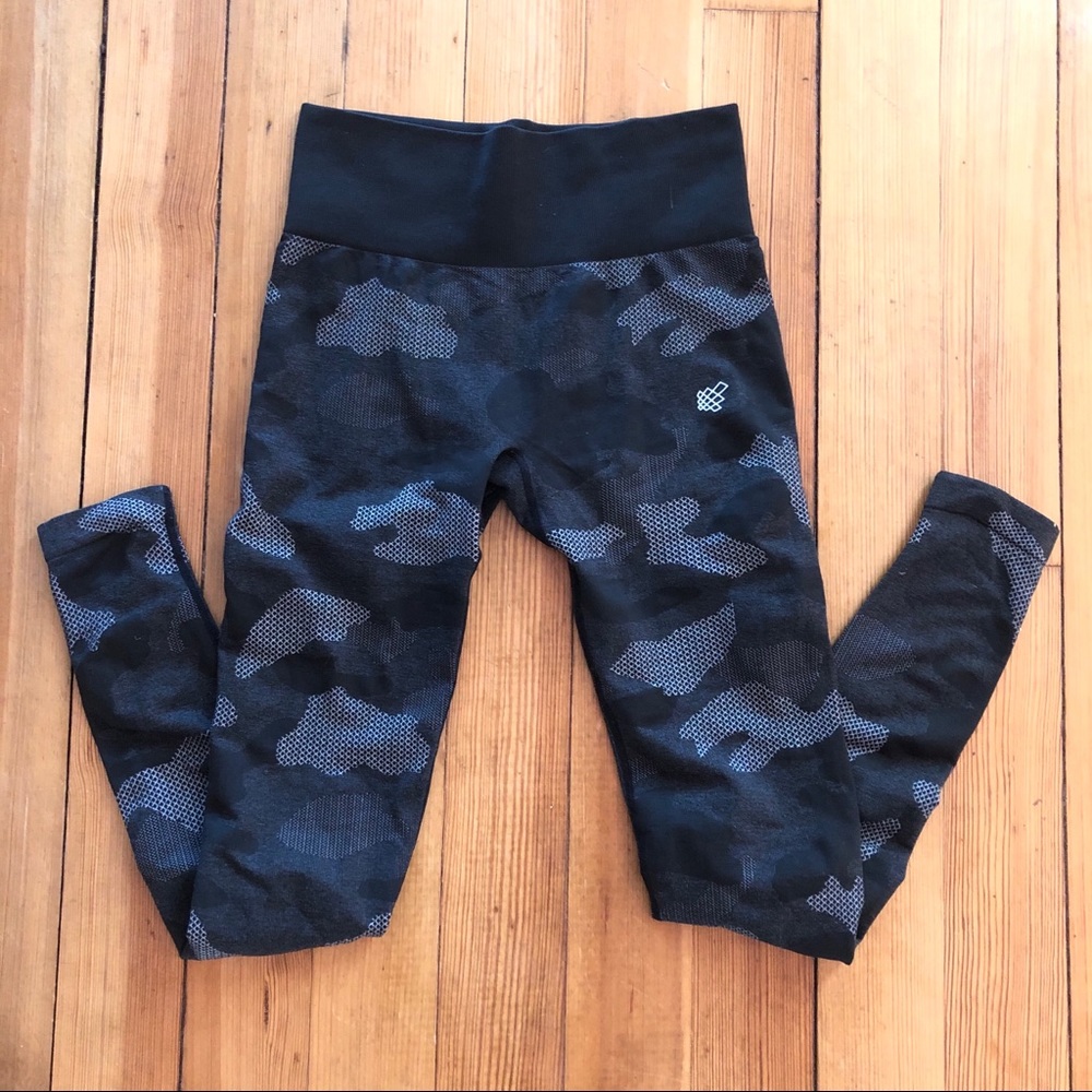 JED NORTH camo grey leggings size XS/S